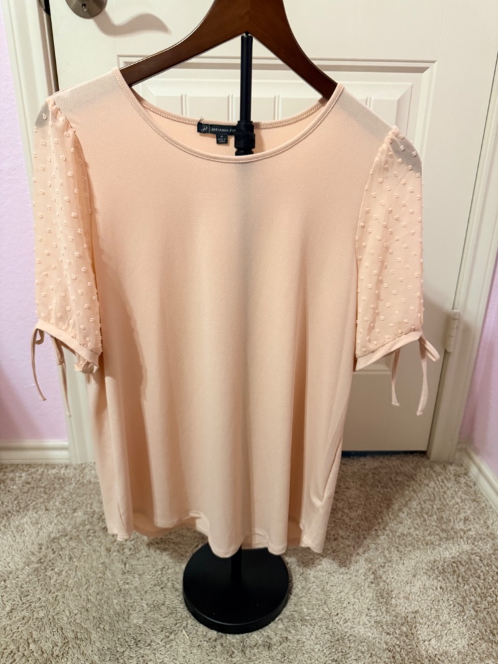 Adrianna Papell Crew Neck Clip Dot Short Sleeve with Tie Solid Knit Size Medium
